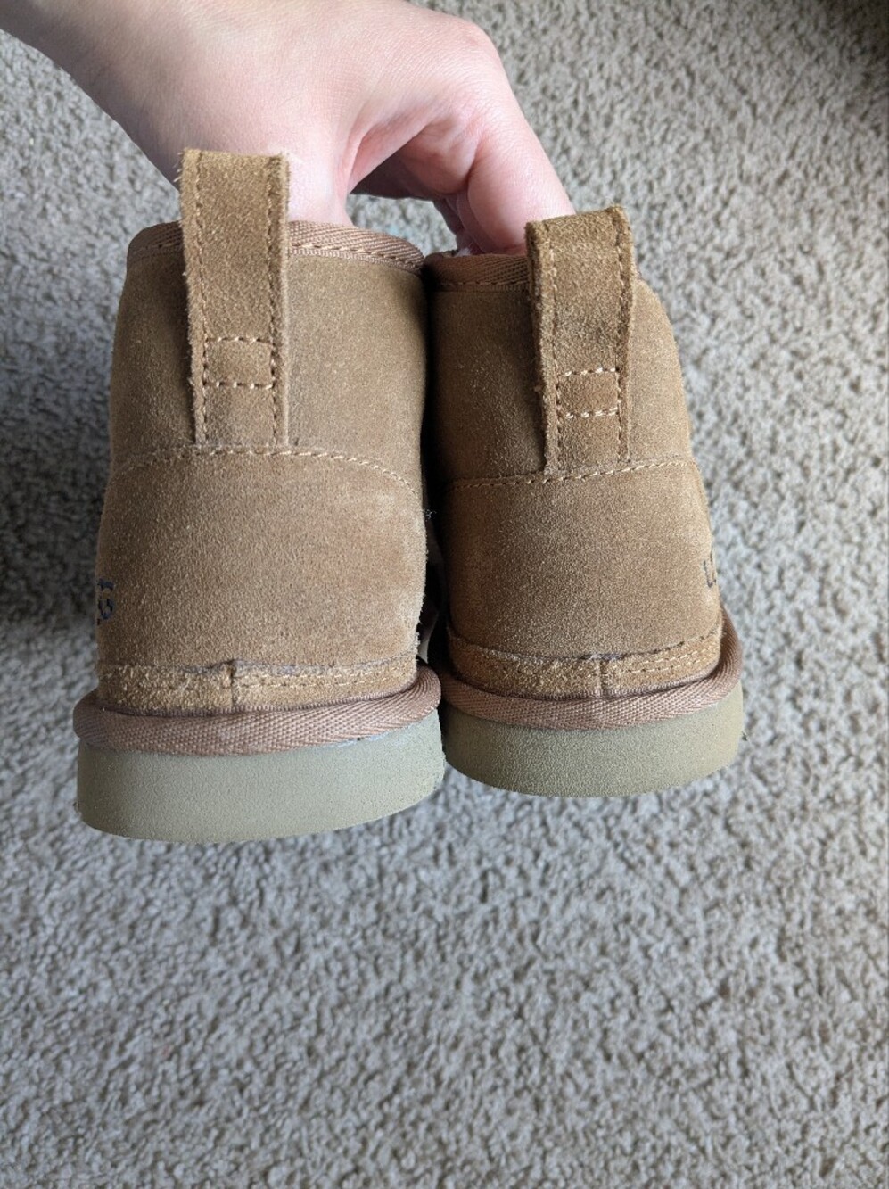 🐻 UGG Neumel Boots in Chestnut 🤎 - Picture 5 of 10